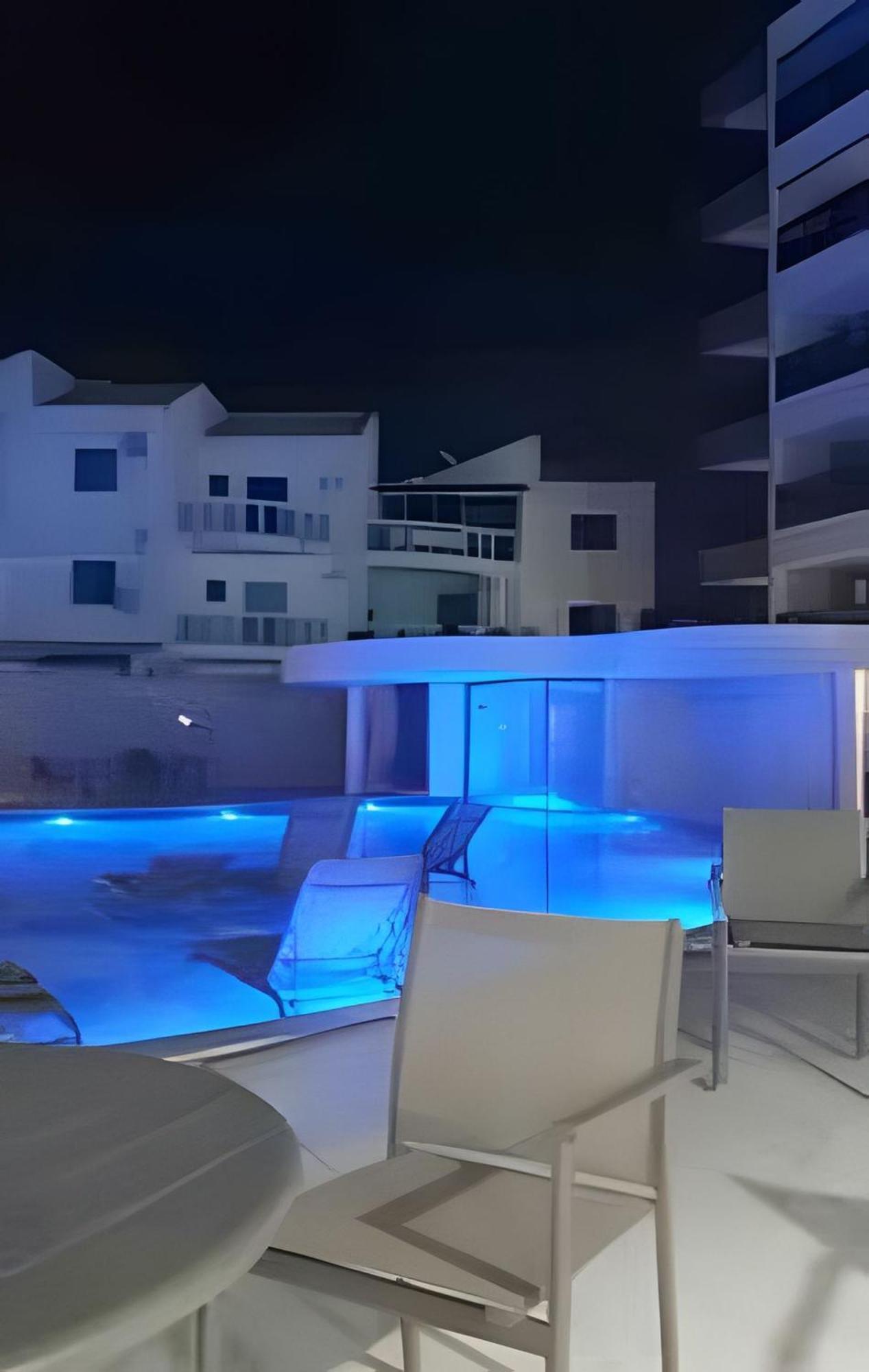 Apartamentos De 2 Quartos Com Piscina Na Praia Dos Anjos Arraial do Cabo Exterior photo
